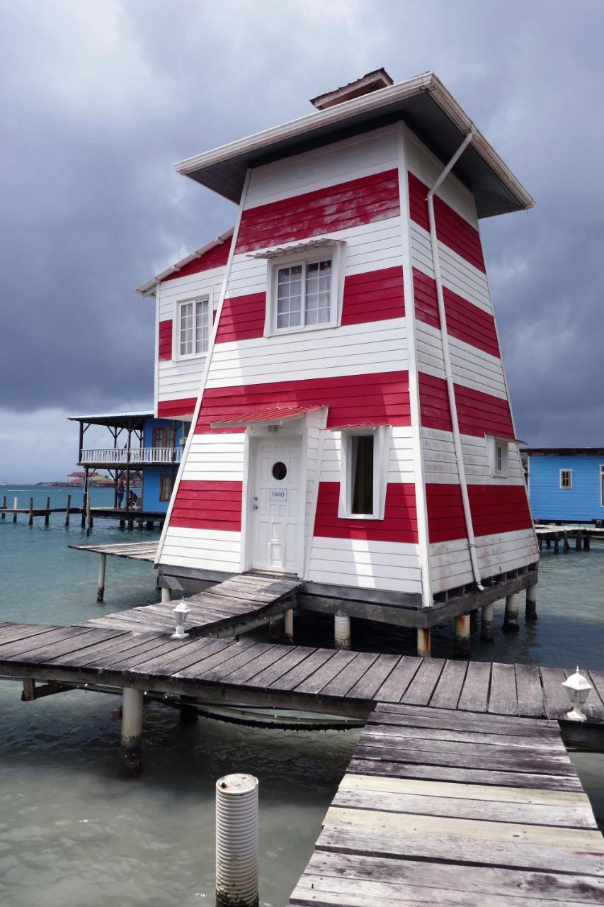 ホテル Faro Del Colibri Carenero エクステリア 写真